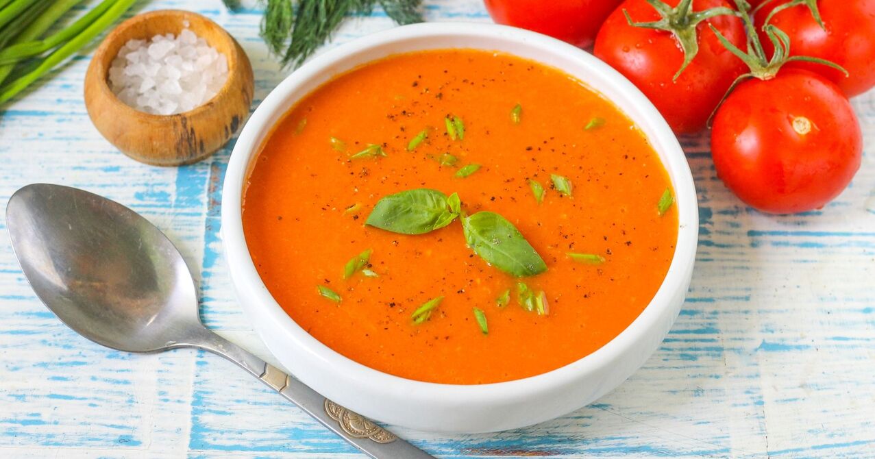 Diyetin favorisi domates çorbası püresi